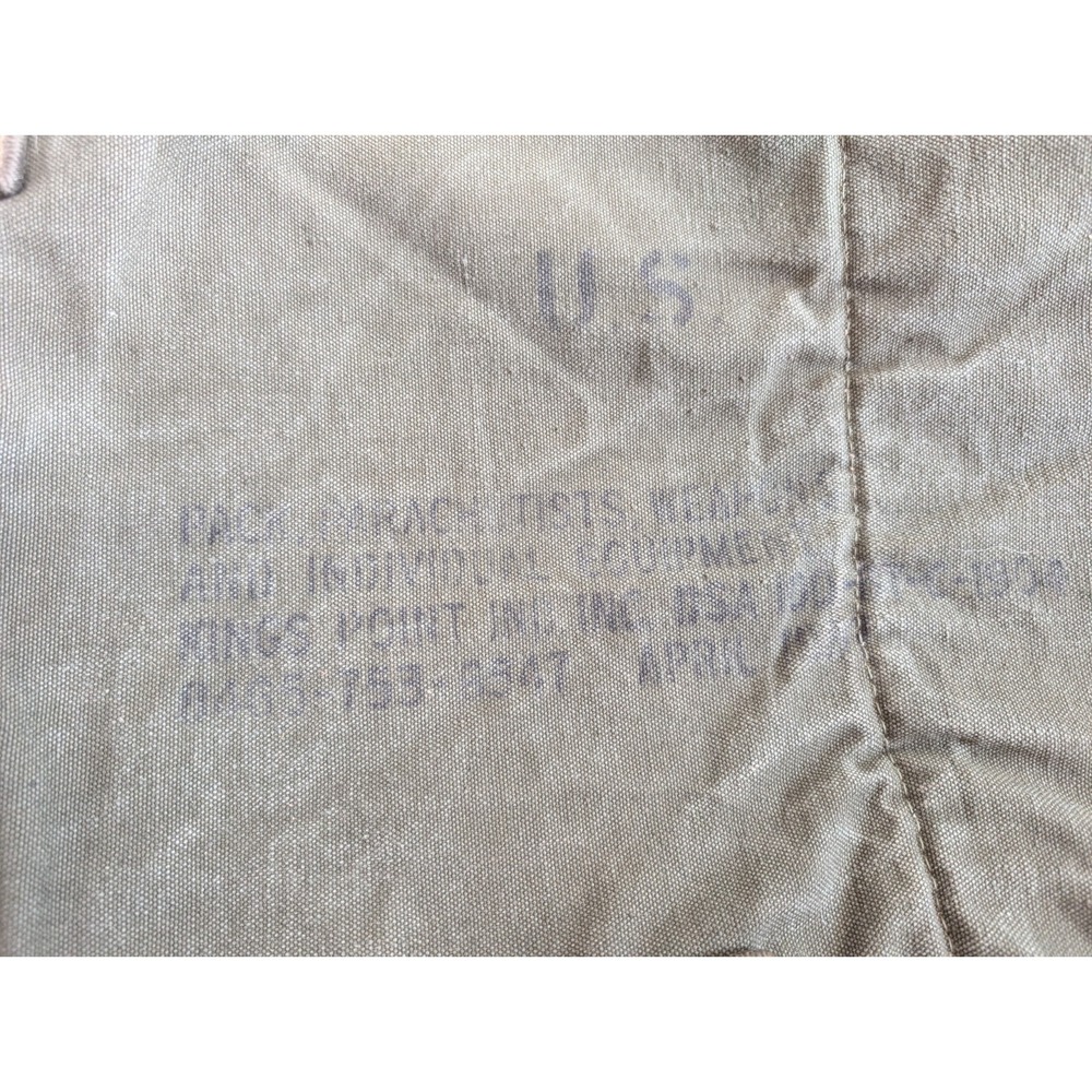 Vietnam Era US Army Airborne Parachutist's Equipment Pack‎ - Picture 7 of 16